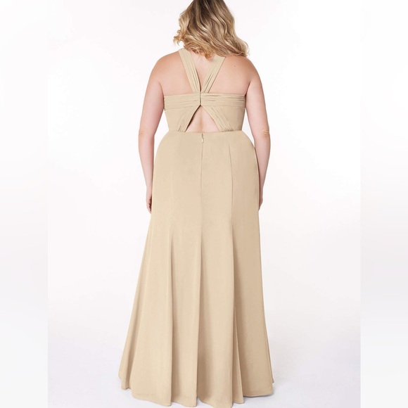 New formal dress - Picture 3 of 4